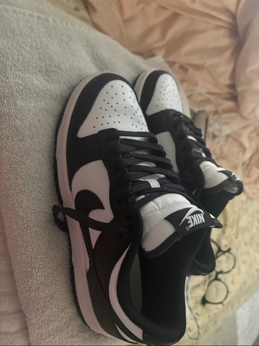 Panda dunks - Picture 3 of 3